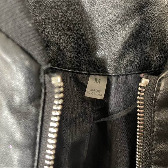 Bagatelle faux leather Bomber Jacket in black with embroidered hummingbirds - Picture 7 of 10